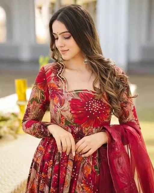 Luxury Maroon Gown - Ethniks