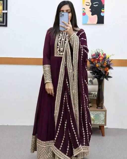 Stylish Georgette Anarkali Gown