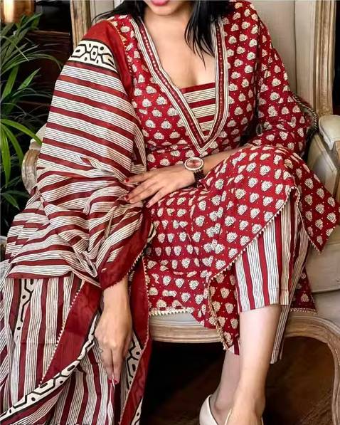 Floral Cotton Calf Length Kurta Set